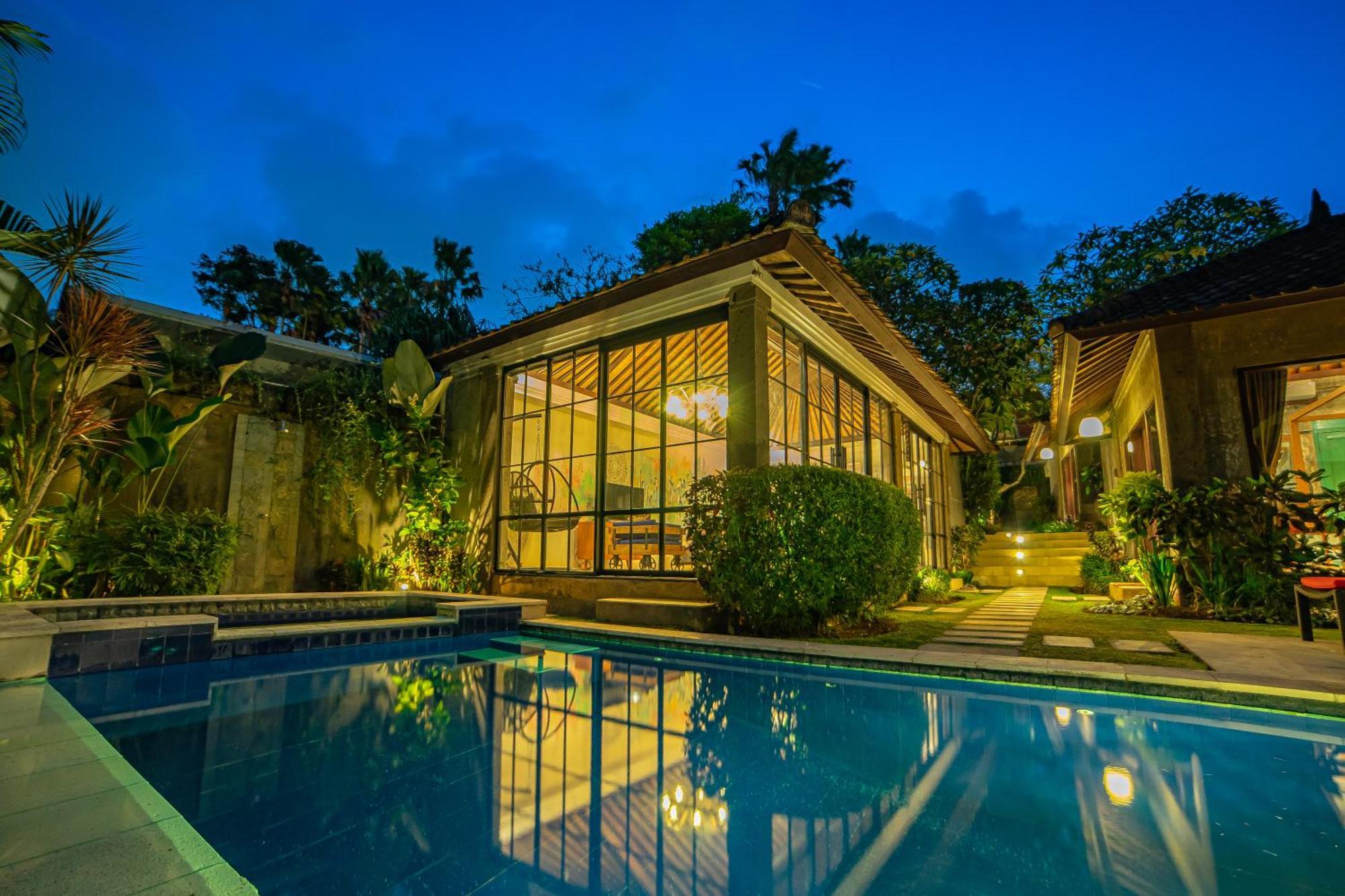 Elysium Fields - Rustic Meets Industrial Chic Design Canggu (Bali)