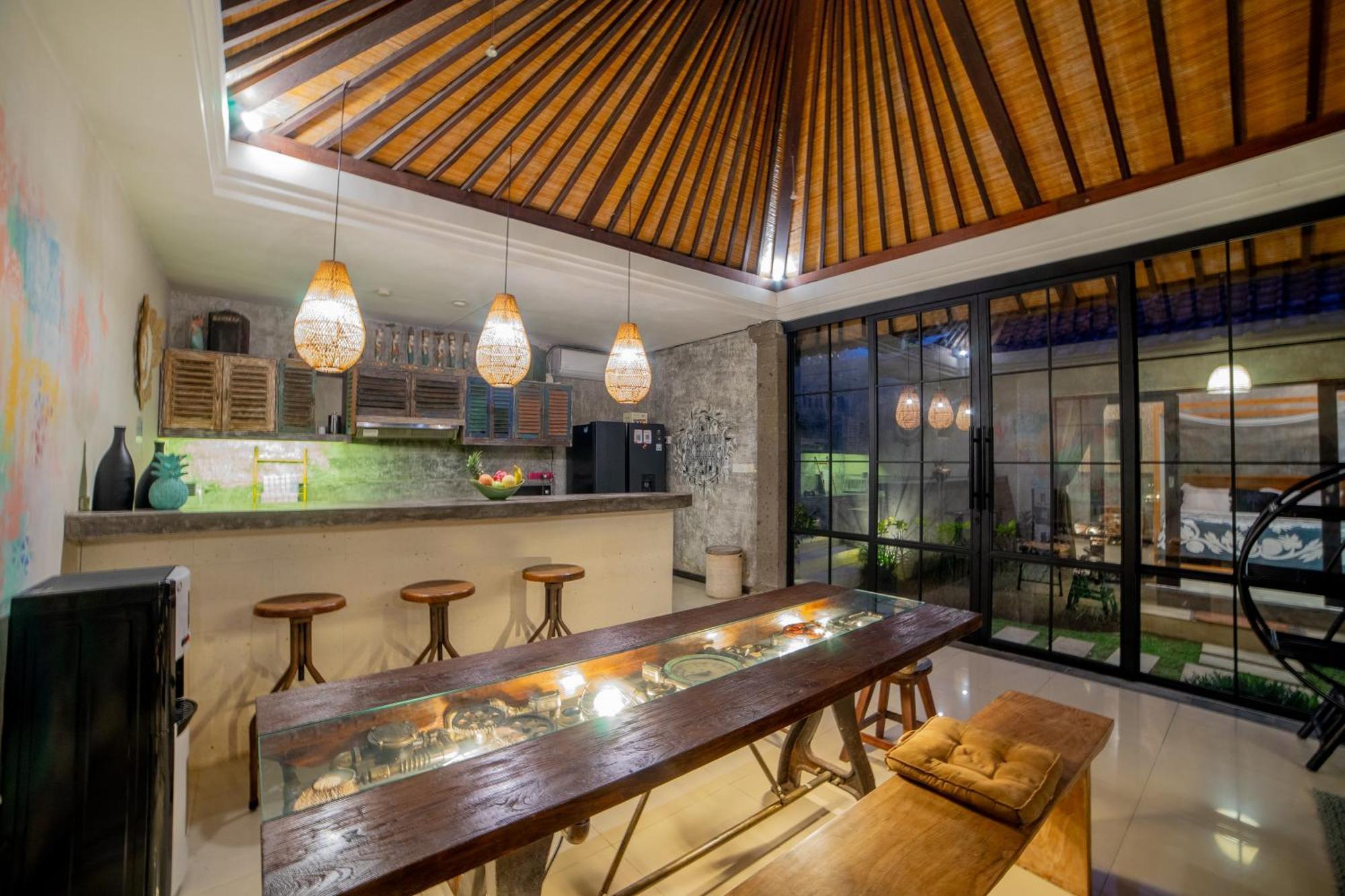 Villa Elysium Fields - Rustic Meets Industrial Chic Design
