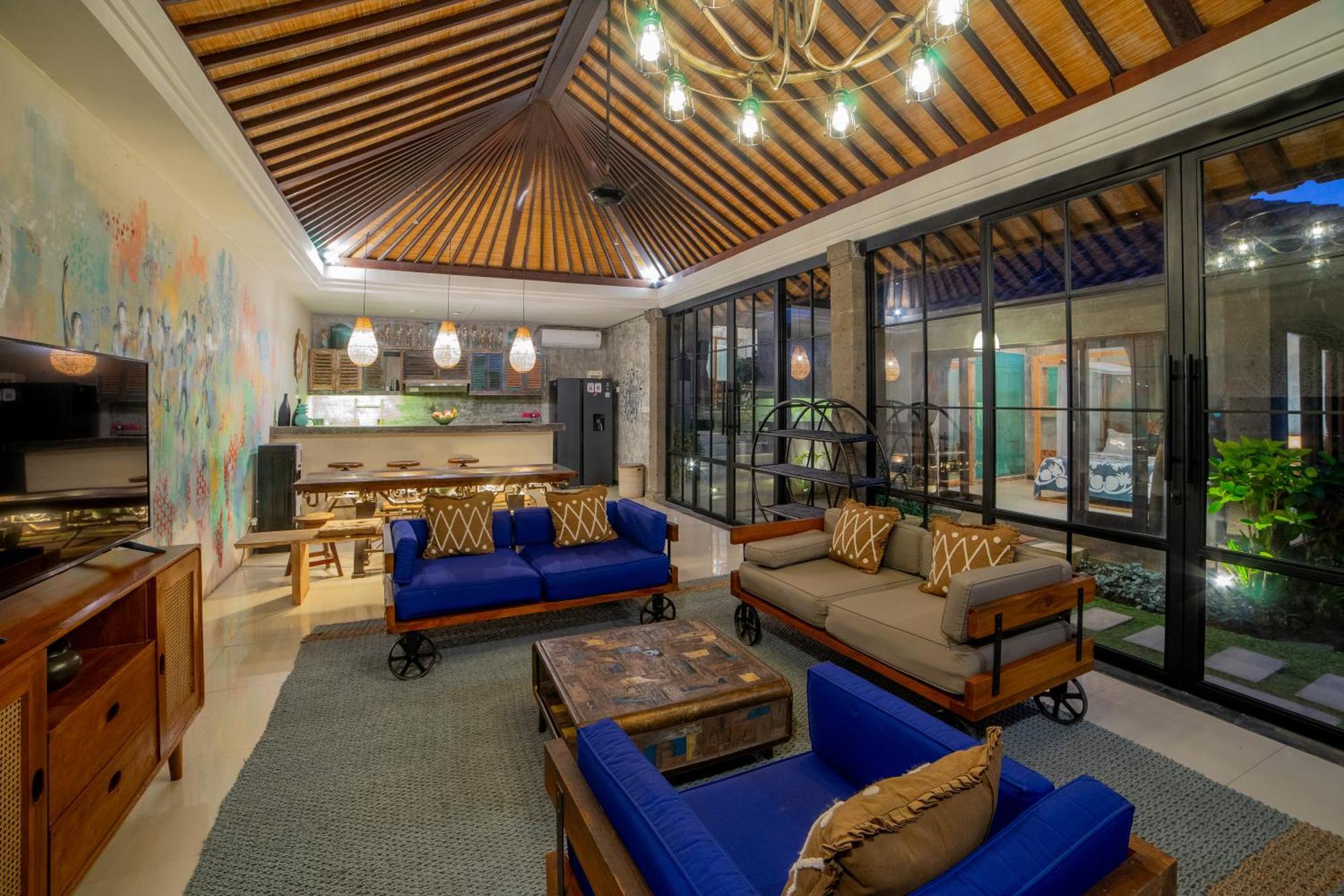 Elysium Fields - Rustic Meets Industrial Chic Design Canggu (Bali)